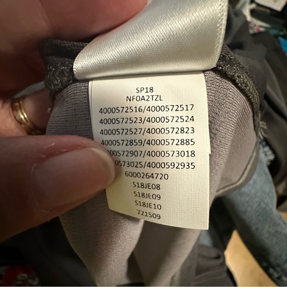 The North Face Men Ambition 1/4 Zip Pullover Jacket Lightweight Large - Picture 13 of 13